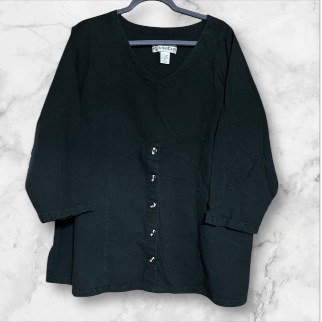 Silhouettes Black V-Neck 3/4 Sleeve Pull On Shirt Button Accents Size 2x